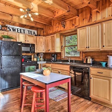 Pigeon Forge Scenic Solitude With Private Hot Tub! Dış mekan fotoğraf